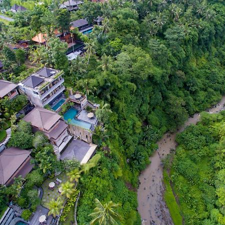 Ubud Paras Villa エクステリア 写真