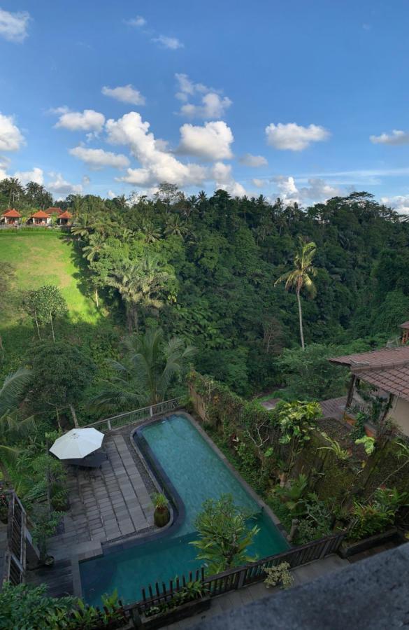 Ubud Paras Villa エクステリア 写真