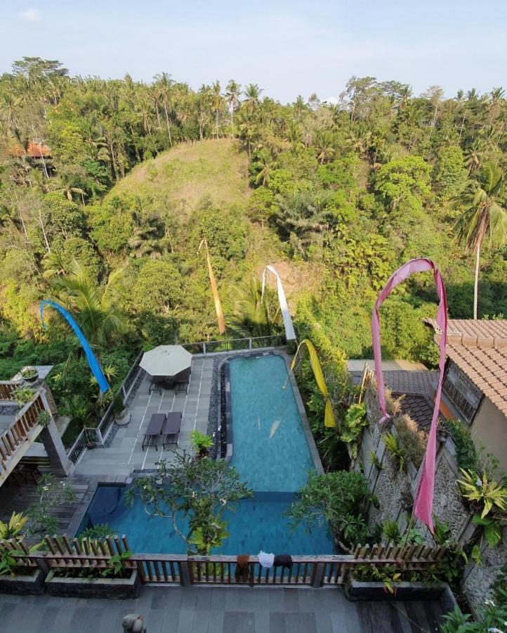 Ubud Paras Villa エクステリア 写真