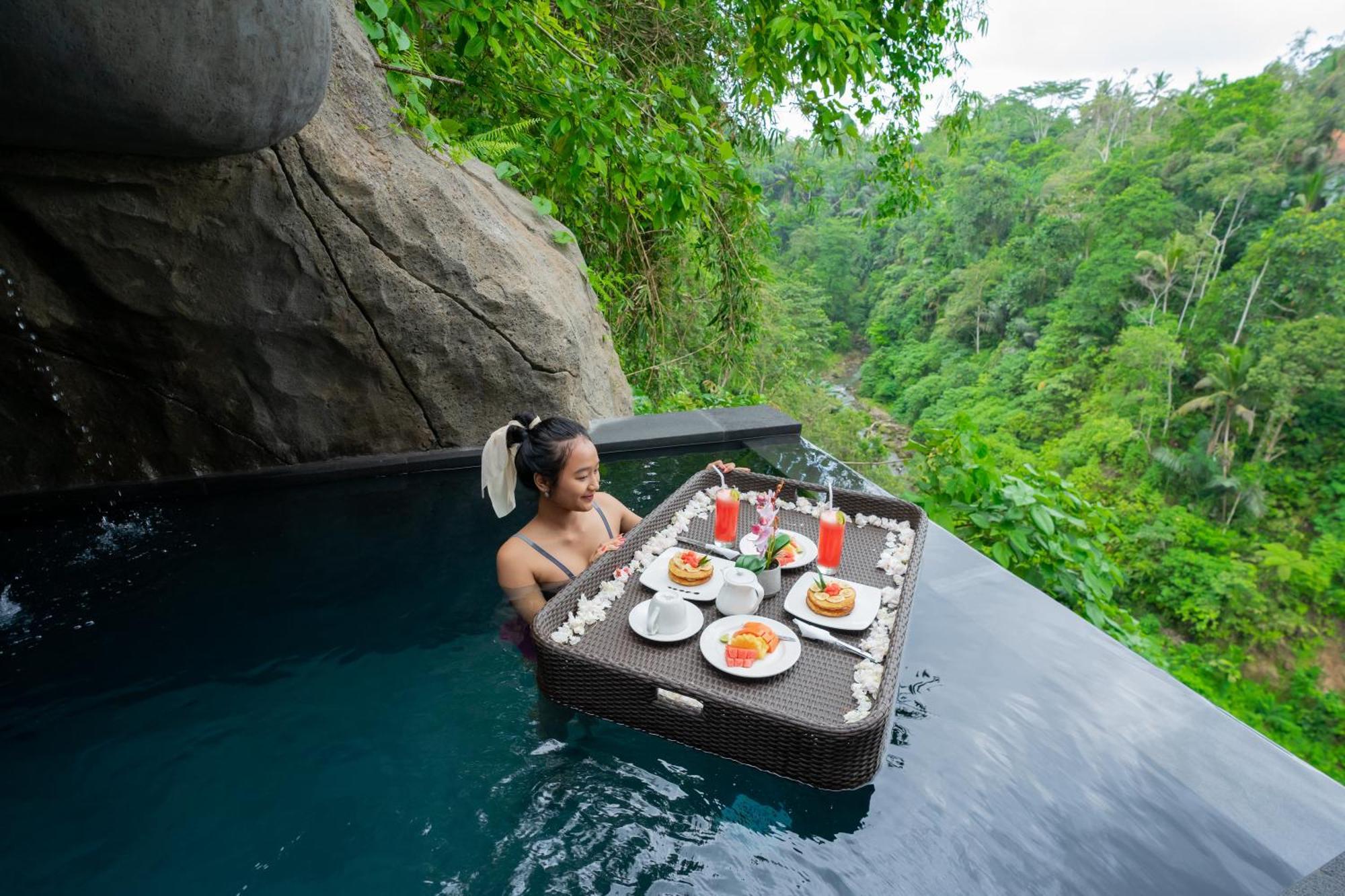 Ubud Paras Villa エクステリア 写真