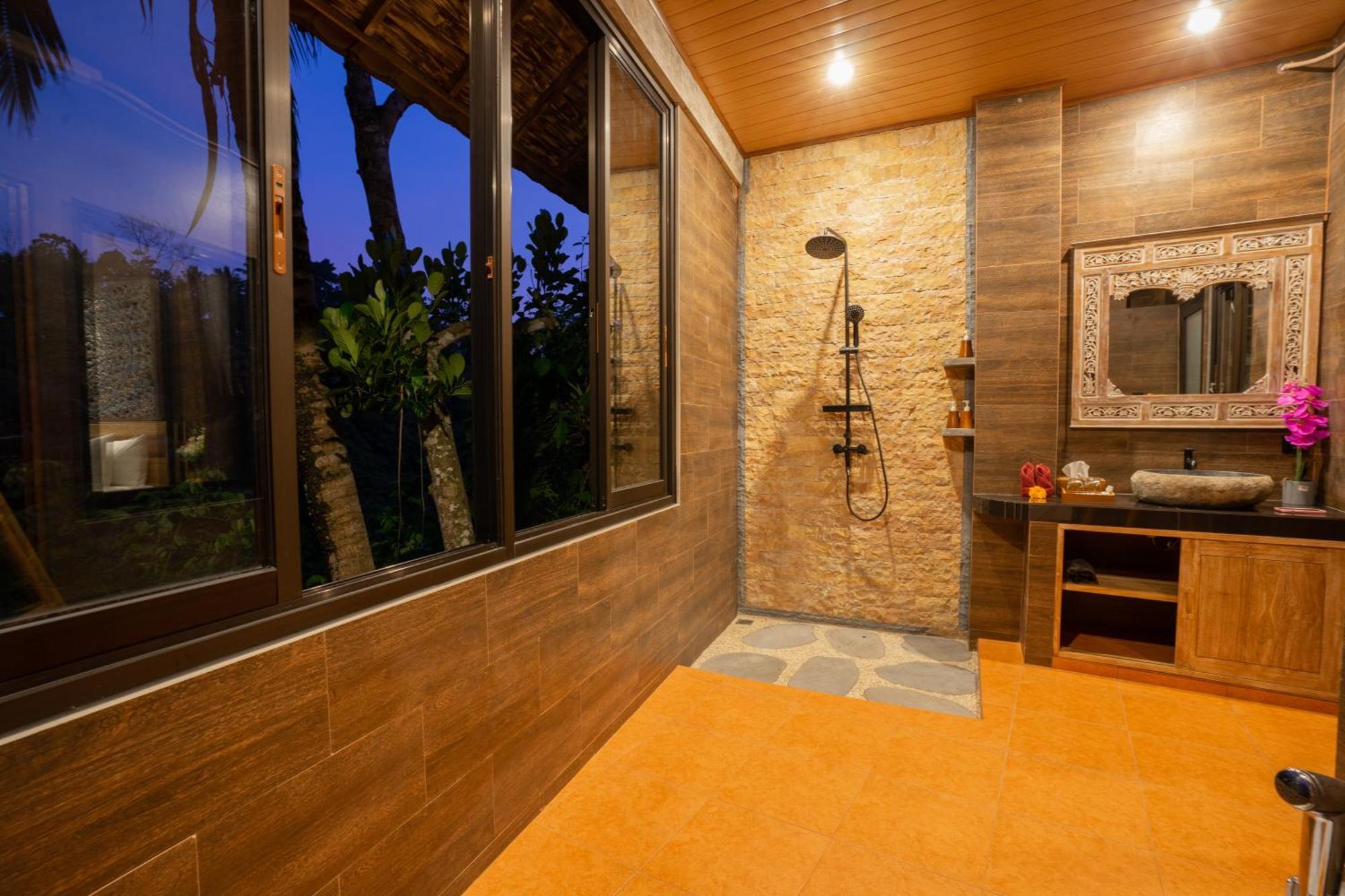 Ubud Paras Villa エクステリア 写真