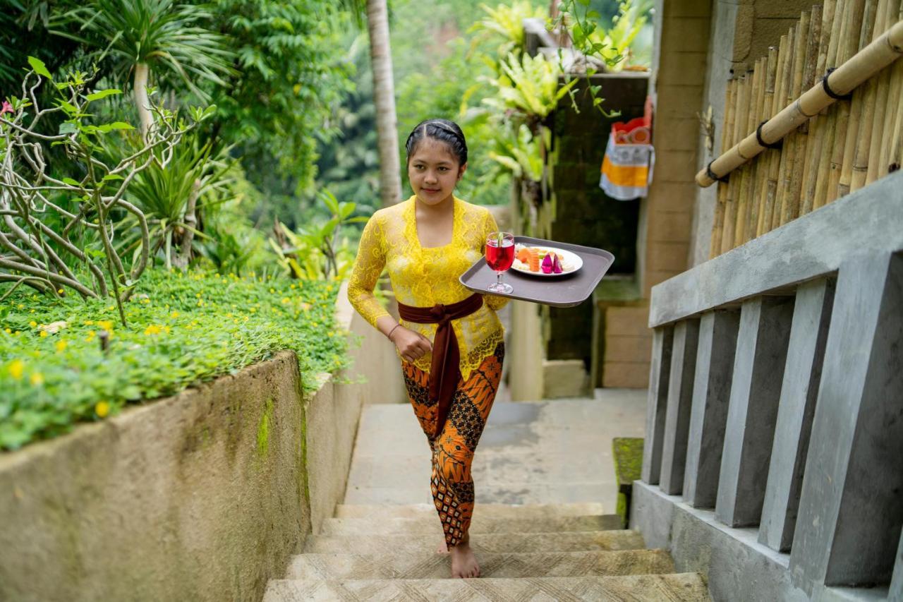 Ubud Paras Villa エクステリア 写真