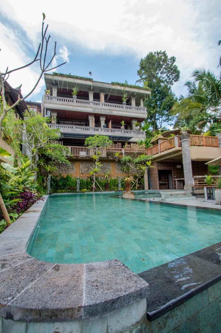 Ubud Paras Villa エクステリア 写真
